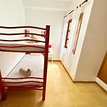Lima Limon By The Sea, 2 Bedrooms, Central, High Speed Internet, Desk Lägenhet
