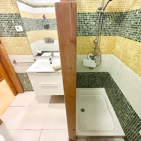 Apartment Lima Limon By The Sea, 2 Bedrooms, Central, High Speed Internet, Desk *