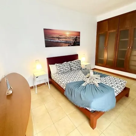 Lima Limon By The Sea, 2 Bedrooms, Central, High Speed Internet, Desk Lägenhet
