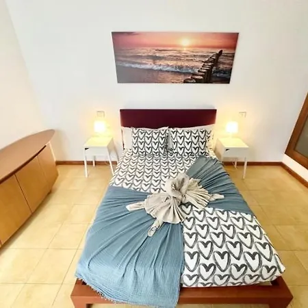 Lägenhet Lima Limon By The Sea, 2 Bedrooms, Central, High Speed Internet, Desk *
